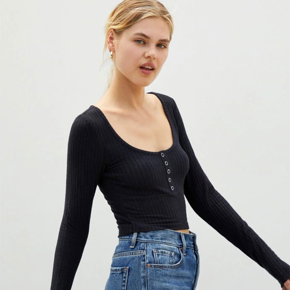 PacSun Black Long Sleeved Shirt